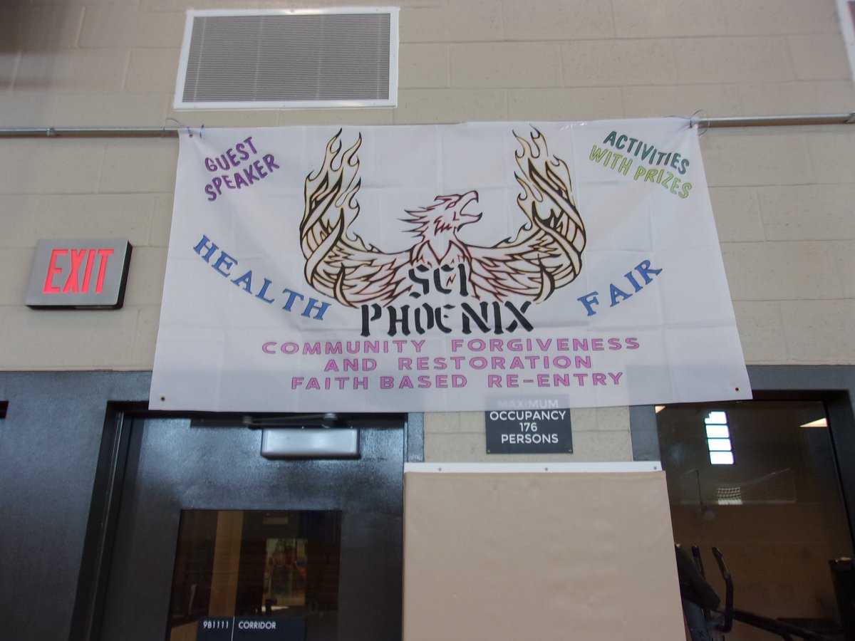CorrectionsPA's tweet image. SCI Phoenix recently held a Health Fair for employees and inmates, which created a valuable opportunity to promote wellness and education. The event featured expert guests from @foxchasecancer, who provided insightful information on cancer awareness, prevention, and early…
