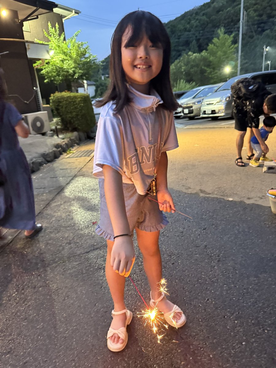 tkocombo's tweet image. 昭和レトロな玉川温泉で推し活!
増田樹乃さんのバースデーライブ!
今日も素晴らしい歌声でした!
缶バッジ第二弾が出たので早速コンプ。
11月に遂に新曲リリースとの発表が!
楽しみにしております。