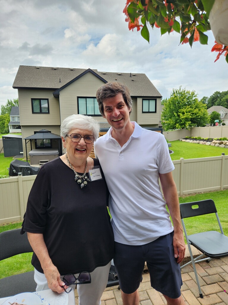 LittleCongress's tweet image. When I first got elected Mayor, I was way in over my head. I was deeply grateful for the encouragement and mentorship of Savage's Mayor, Janet Williams. Now, I'm just as thankful to have her support for my run for Congress.