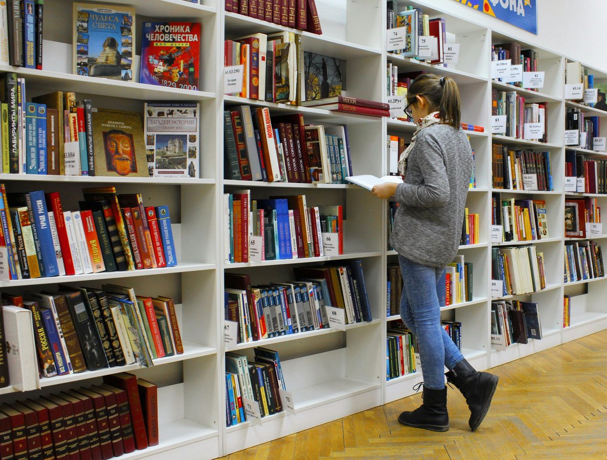 🔥 COUPS DE CŒUR LITTÉRAIRES 2025 🔥
📚 Fiction contemporaine qui explose les codes 🤖 🏘️ Romans sur nos territoires oubliés 🌱 Sagas familiales réinventées
➡️ Ma sélection complète 
tinyurl.com/2djjm7e9
#Littérature #Romans2025 #BookTwitter #CoupDeCoeur