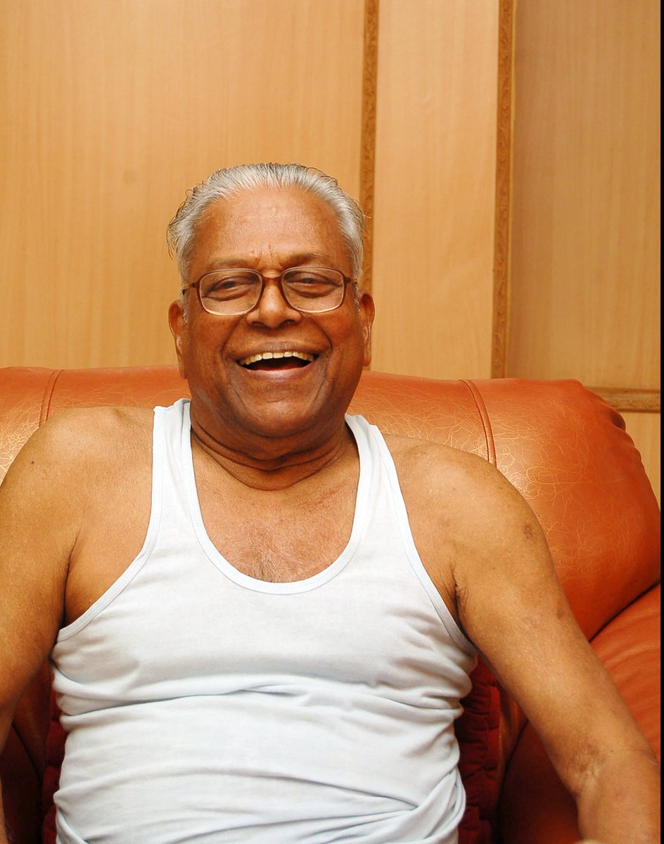தையற்கடையிலிருந்து தலைமை செயலகம் சென்றாளும், என்னாளும் தோழனே

கம்யூனிச இயக்கத்தின், முதல் தலைமுறையின் இறுதி தோழன் 
#VSAchuthanandan