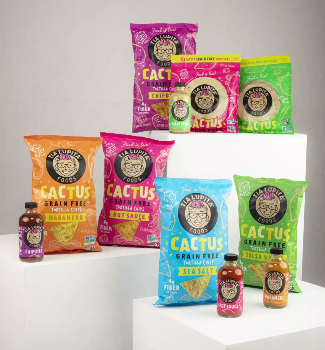 cpgwire's tweet image. Vilore Foods, a San Antonio-based distributor of Hispanic food & beverage products, is acquiring Tia Lupita Foods.
Founded in 2018 by Hector Saldívar, Tia Lupita markets better-for-you Mexican food items at Whole Foods, Walmart, Hy-Vee, Target, and a number of other chains.…