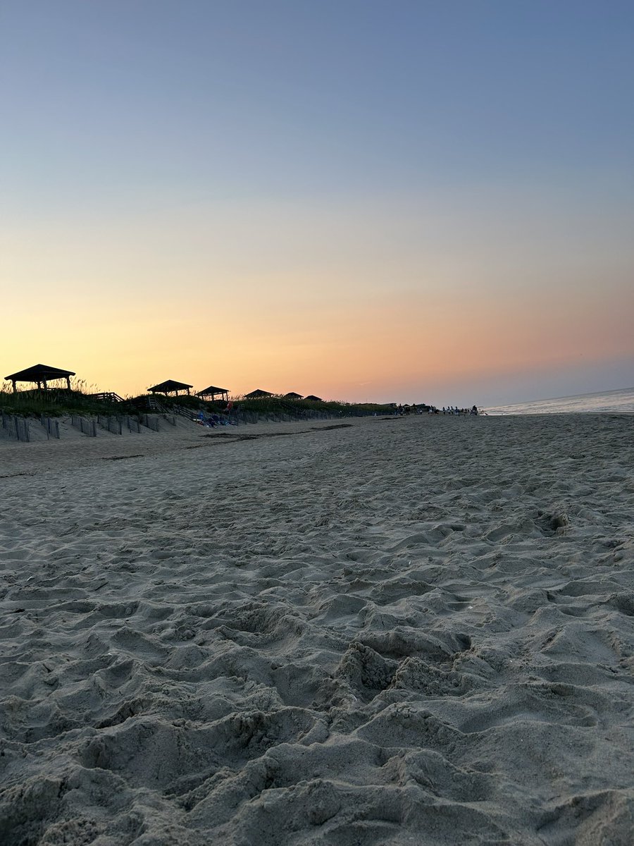 carter_ox's tweet image. Gm gm!

Stream tonight at 8! Listening to the new Tyler The Creator album and maybe gaming a bit! 🔥

Gonna be getting videos ready today for when I’m on vacation! What do we want a vid on?!?!

Don’t take today for granted. Everyday is a blessing 🫶