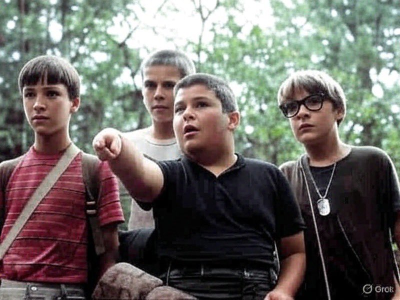 MrJerryOC's tweet image. THIS PHOTO IS NOT REAL. It has been modified. THIS IS NOT ME. I DID NOT LOOK LIKE THIS. Please stop tagging me. Thank You and enjoy the great Summer movie that is Stand By Me.