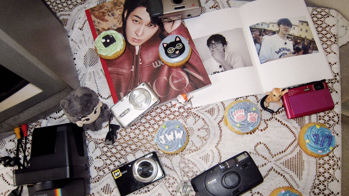 hoshipapel's tweet image. #PhotographyWonOWon love is everywhere for those with eyes to see π€π€π€π€πββ¬πββ¬πββ¬