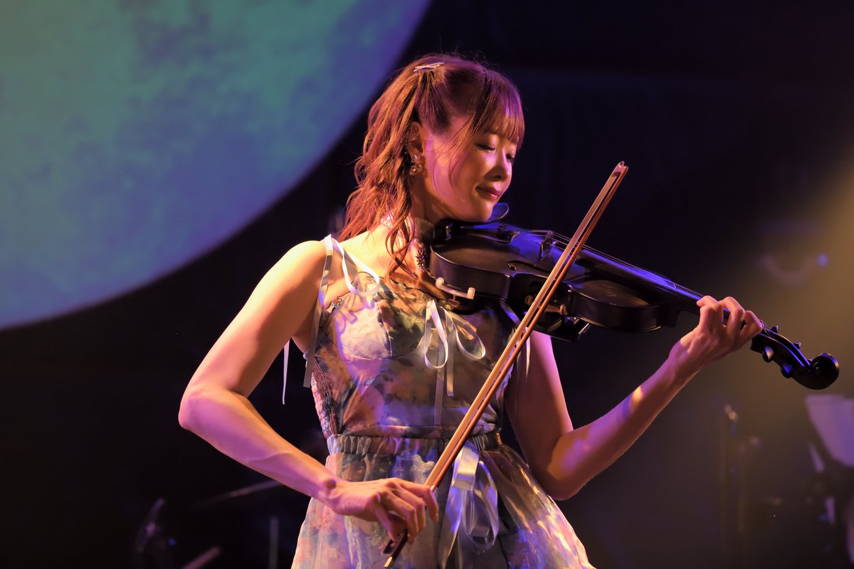 Captain_Rex_24's tweet image. コハクノアカリ自主企画ツーマンライブ
「満月の下で逢いましょうVol.6」
@ 月見ル君想フ
#RiO さん
