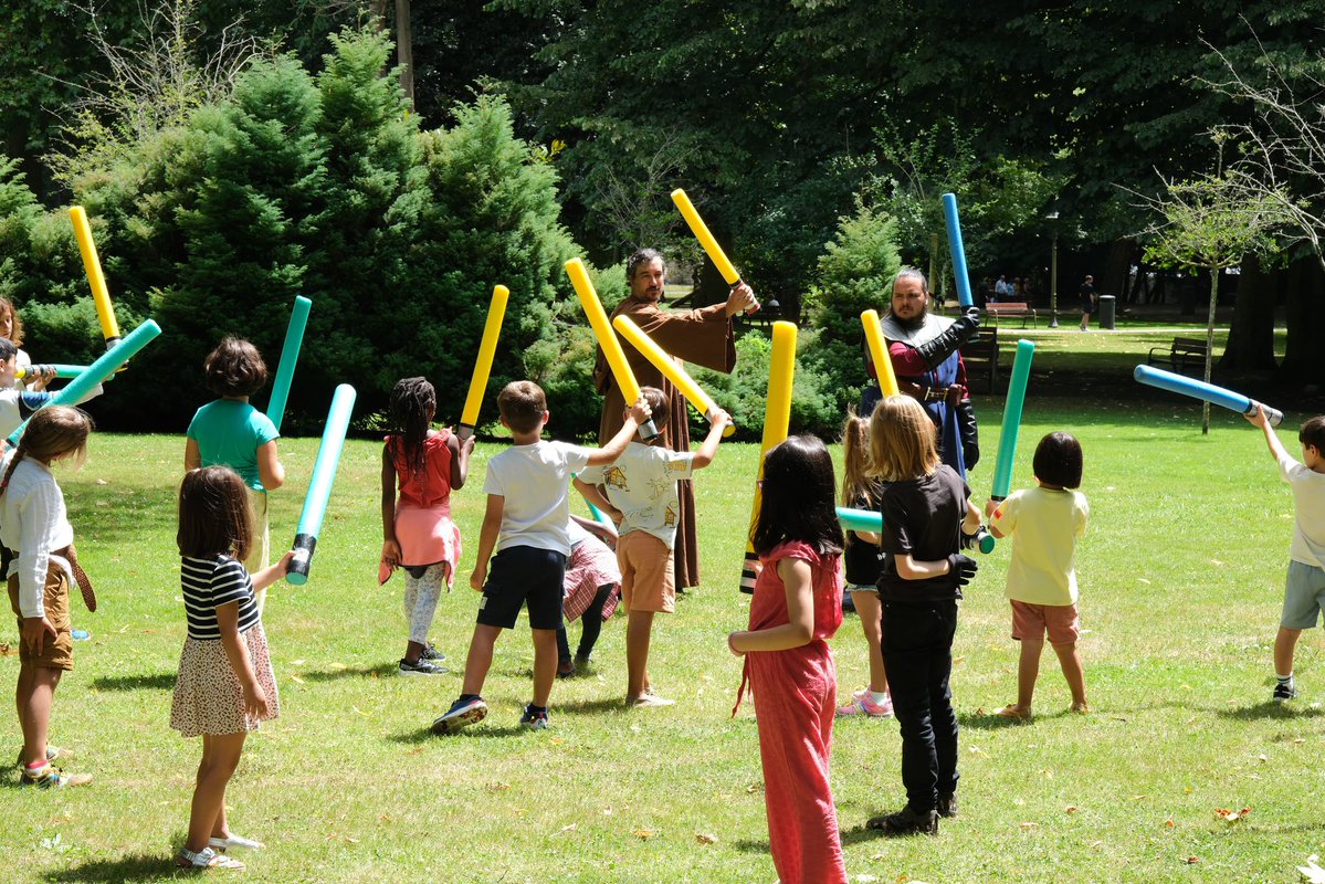 También en el #celsius2025 los más pequeños pudieron comprobar en el taller infantil para jóvenes Jedi si tenían aptitudes para el uso de la Fuerza… o, como mínimo, pegar unos cuantos espadazos