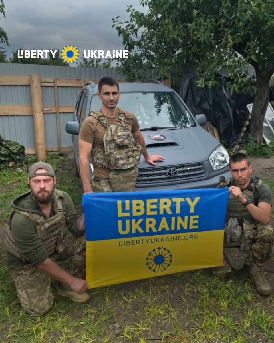 LibertyUkraineF's tweet image. 🚑 Evac is Delivered to the 95th Brigade 🇺🇦
This vehicle will support Zoya - a brave Ukrainian defender - and her unit on the frontlines, helping save lives and bring the wounded to safety.
Thank you that Ukrainians like Zoya can count on your support! 👉 libertyukraine.org/donate…