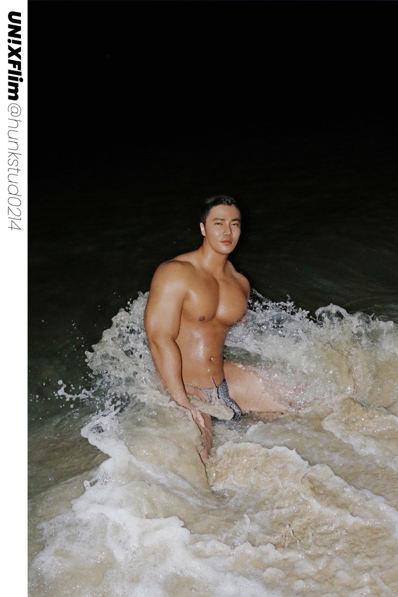 hunkstud0214's tweet photo. 乌拉诺斯。
出镜：@goonking98 https://t.co/xpy6RvGdcD