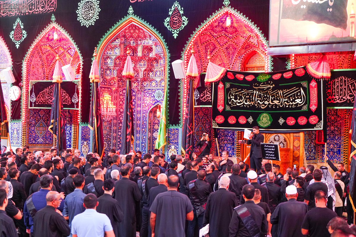 imamalinet's tweet image. موكب العتبة العلوية المقدسة في رحاب سيد الشهداء أبي عبد الله الحسين (عليه السّلام) لتقديم عزاء الفاجعة وأحزان المصاب في ذكرى شهادة الإمام زين العابدين السجاد (عليه السلام)