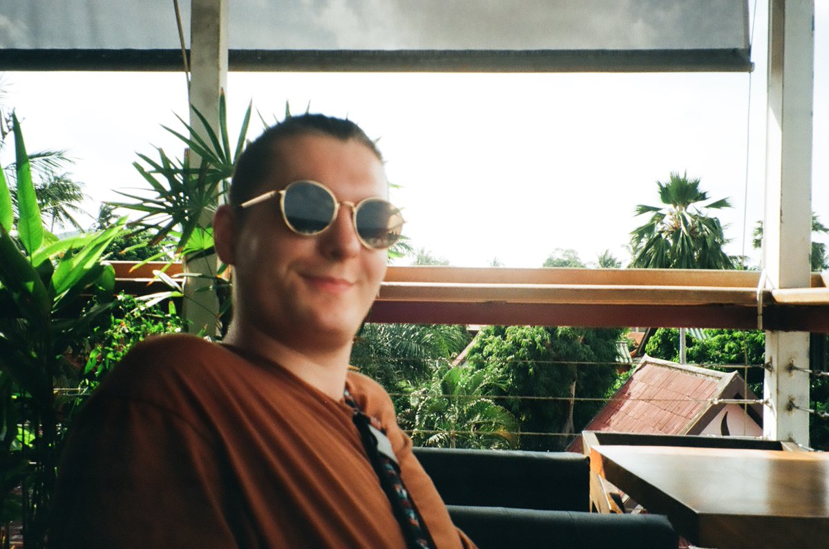 voidnick1's tweet image. Artist obsessed with web3, gaming, football, design, psychology + emerging tech.

Always wondering: What's next?

- 5+ yrs web3 marketing
- Across 6 startups
- Generalist but love content creation + strategy
- 1 to 1 coaching for those feeling stuck (DM me)
- Folio in Bio