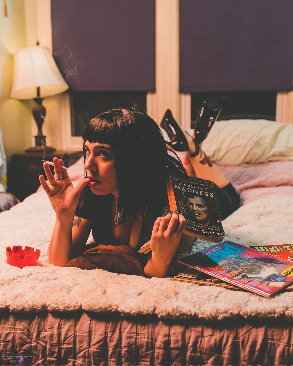 AlianaAngel1's tweet image. Gonna be dropping this whole set on @OnlyFans as well as more fun stuff in the next week! Are you excited?

70% off subscriptions for a summer sale for the next week to the first 20 folks! 😘

PH: Insomniac&apos;s Dream Productions @somesayimmodest @sir_insomniac 
Cosplay: Mia Wallace