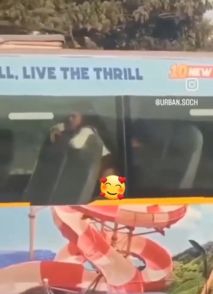 आज कल क्या ही बोले जिसका जहां मन करता है वही शुरू हो जा रहा।।