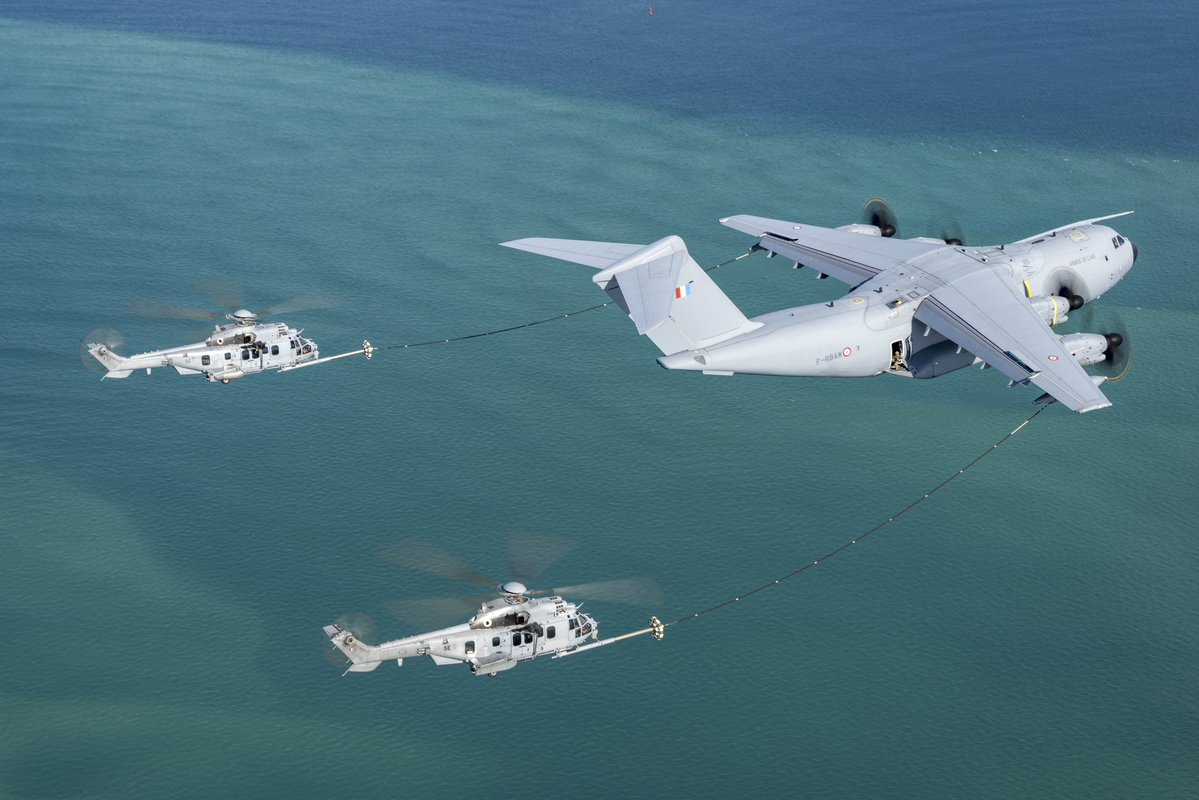 AirbusHeli's tweet image. The #A400M Atlas can now refuel the #H225M Caracal in-flight, boosting the French Air and Space Force's long-range mission capabilities.
Read our article: ow.ly/QuwK50WsG3A
Want more? Stay tuned this week for our new edition of #RotorMagazine.