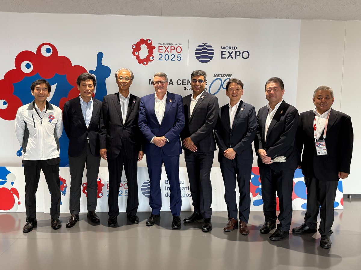 guydiedrich's tweet image. Great week in #Japan 🇯🇵 Renewed our MOU with NICT,  met partners like METI &amp;amp; UTokyo, hosted a healthcare day in Osaka, and joined the @Cisco Japan town hall in Tokyo. Proud of Cisco&apos;s impact in Japan—35 #CiscoCDA projects &amp;amp; 132k+ #NetAcad learners to date.