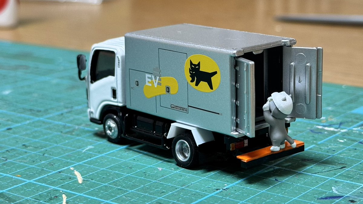 特別価格10000円→6000円❗️手作り額付き作品　title「プカプカ猫」 特別価格10000円→6000円❗️手作り額付き作品 title「プカプカ