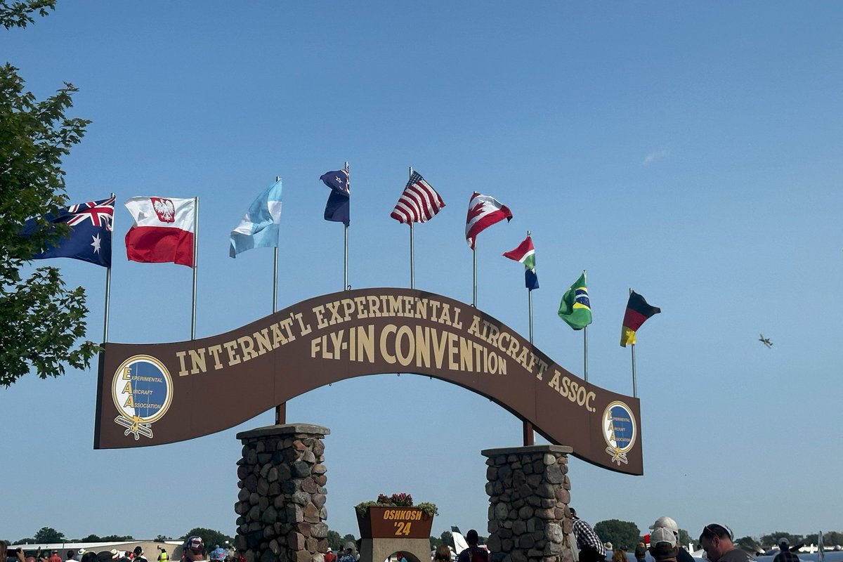 lighthawk_org's tweet image. ✈️ It’s #AirVenture2025 and LightHawk is on the ground!
Our CEO &amp;amp; CAO are in Oshkosh this week meeting up with Volunteer Pilots &amp;amp; aviation friends.

Spot them? Say hi—and tell them how much you love LightHawk! 💙🛩️
#OSH25 #FlyingForGood #GeneralAviation