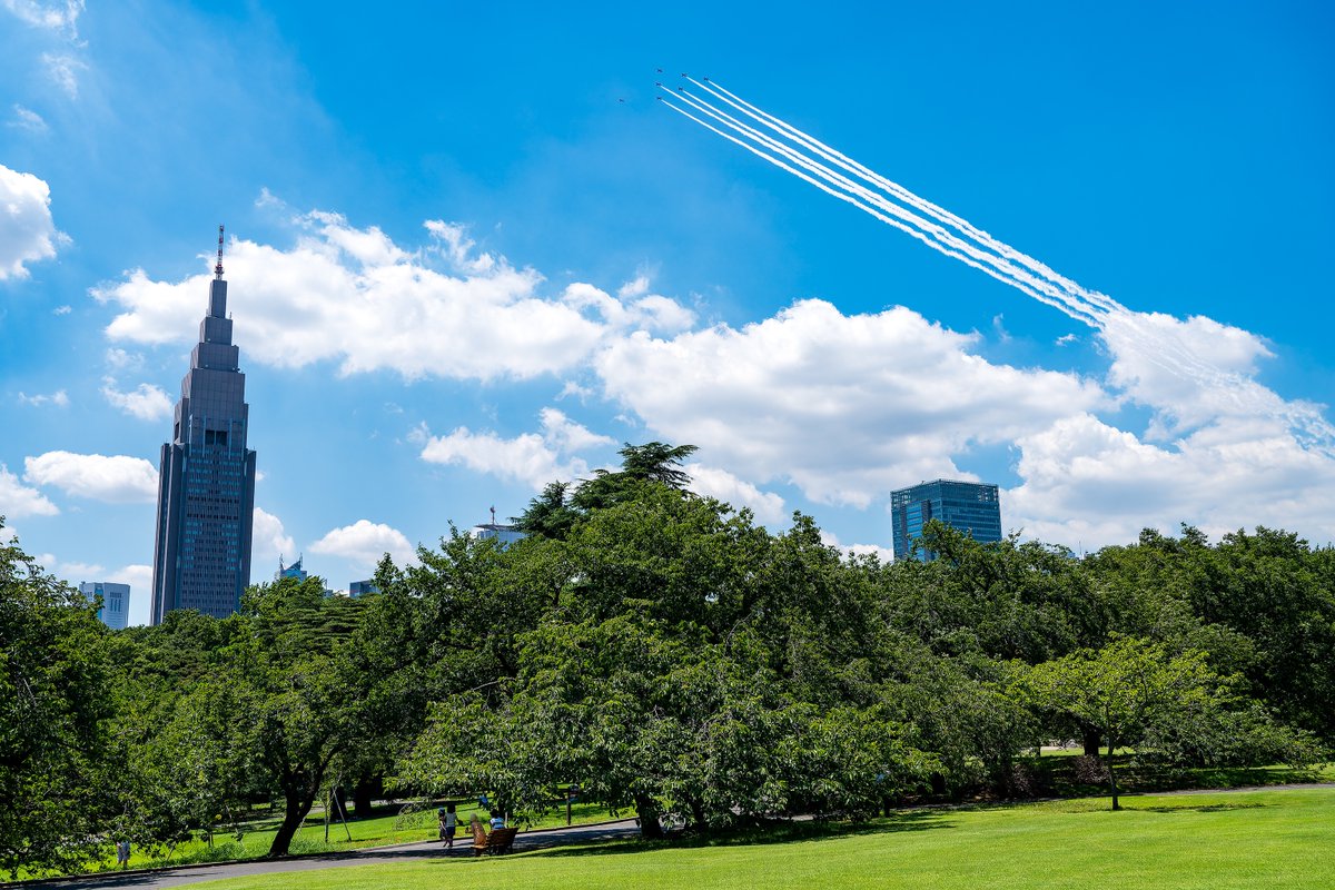 ArgusGOLD's tweet image. 2021/07/21
東京2020オリンピック 開幕式 事前訓練
Nikon Z6 + NIKKOR Z 24-70mm f/4 S, 1/640, F9, ISO125
#ブルーインパルス
#tokyo2020
#新宿御苑