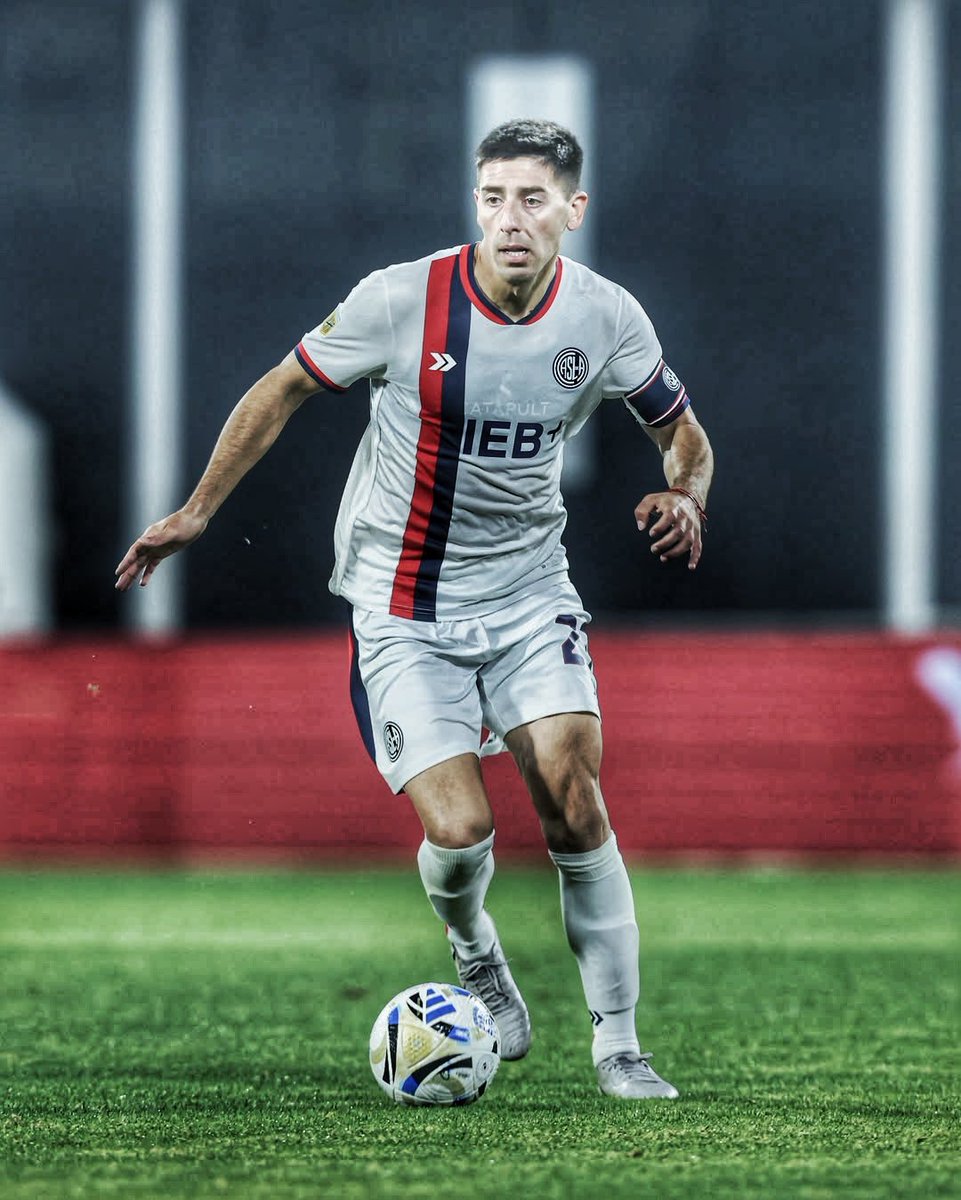 DebateSL's tweet image. ⚠️🚨 #SanLorenzo pretende U$S 6M por el 60% del pase de Gastón #Hernández.
👉 #Boca consideró “CARA” dicha cotización.
La cláusula del jugador es de U$S 10M. 💰
ℹ️ @Gonzaaorellano