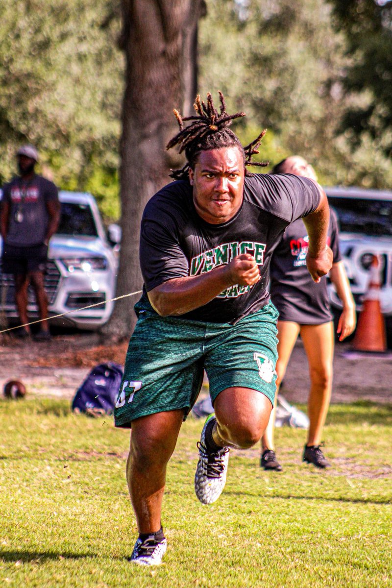 mcnairisrael's tweet image. Weekends are for work. 1% better daily.💪🏾🏈🤍💚
@TVanceCSCS
@VeniceRecruit10
@VeniceIndianFB
@jleee74
@john_p34
@AtkinsBaraka
@247recruiting
@AASRHerreraSWFL
@Andy_Villamarzo
@BallCoachHP
@BlueGreyFB
@coach_hadac
@McnairT