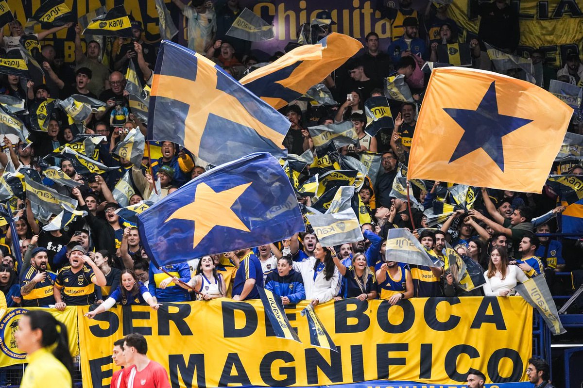 BocaEsPueblo's tweet image. BICAMPEONES DE LA LIGA NACIONAL!!!
Anoche se vivio una autentica fiesta en La Bombonerita y Boca logró coronarse por primera vez como Bicampeón de la Liga Nacional, llegando a su quinto título en esta competencia, luego de una serie final que quedará para la Historia.…