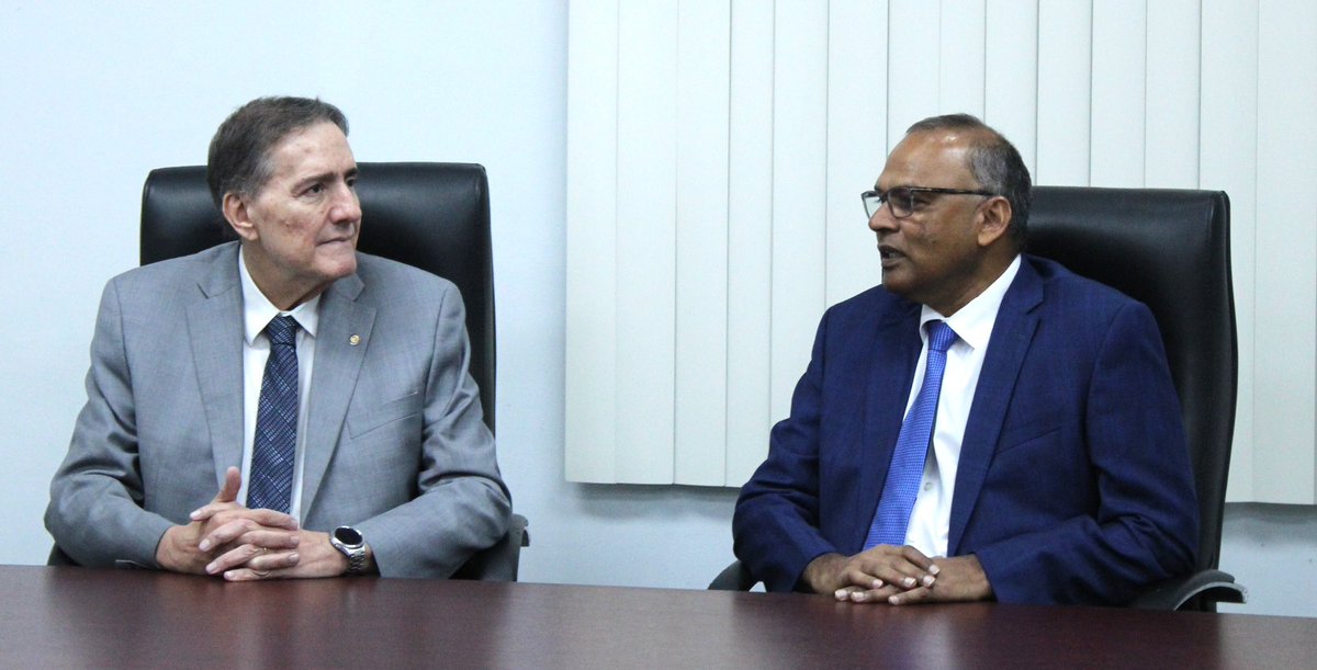 DirOPSPAHO's tweet image. Great meeting today with the MoH of Guyana 🇬🇾, Dr. Frank Anthony, to discuss our technical cooperation in Guyana. I congratulate the proactive work on diseases elimination and look forward to continuing strengthening primary health care in the country.