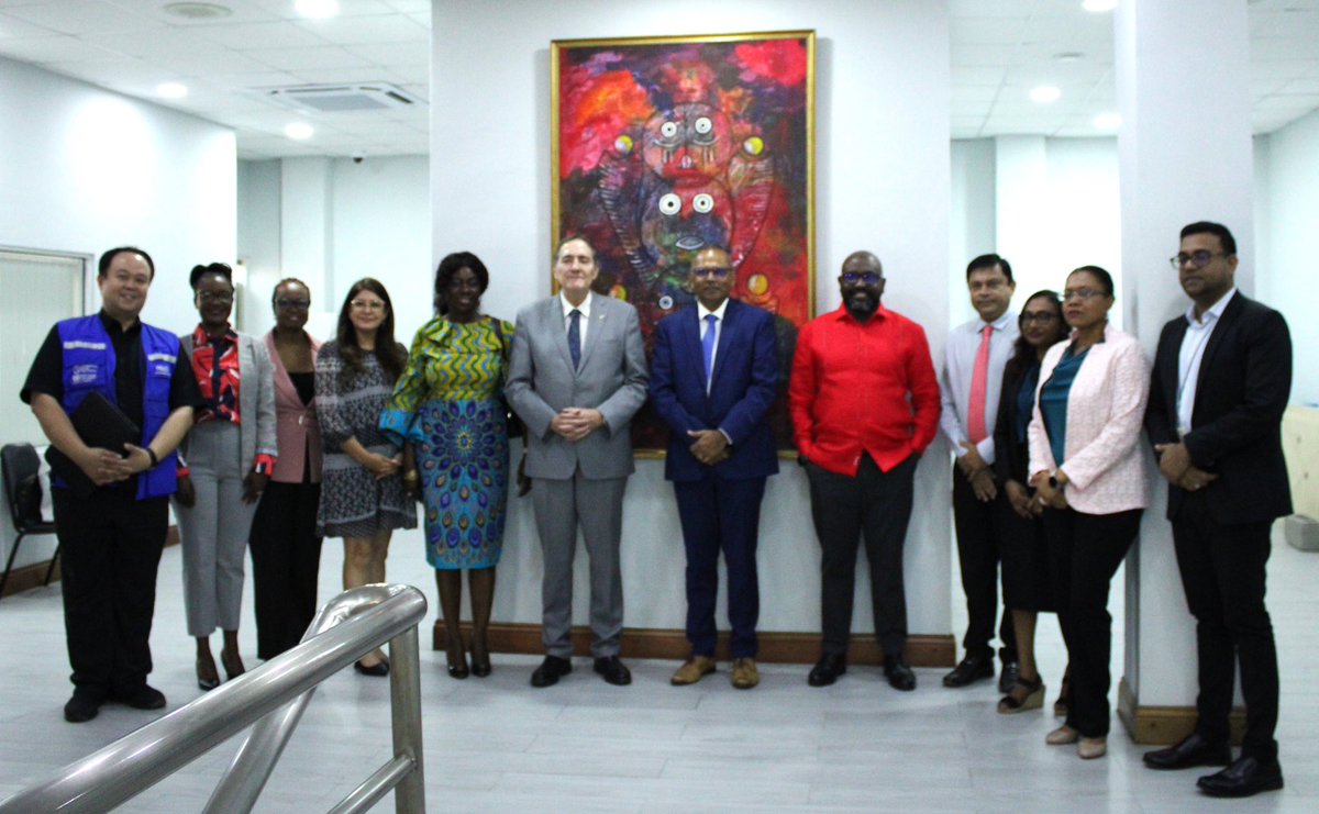 DirOPSPAHO's tweet image. Great meeting today with the MoH of Guyana 🇬🇾, Dr. Frank Anthony, to discuss our technical cooperation in Guyana. I congratulate the proactive work on diseases elimination and look forward to continuing strengthening primary health care in the country.