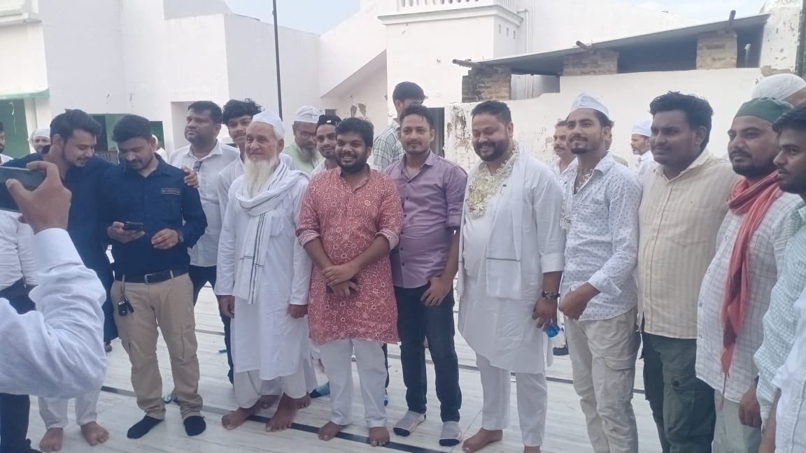 SathiDhananjay's tweet image. बेलागंज में,
संघर्षों के साथी कॉम शेरजहाँ की भतीजी के निकाह में !