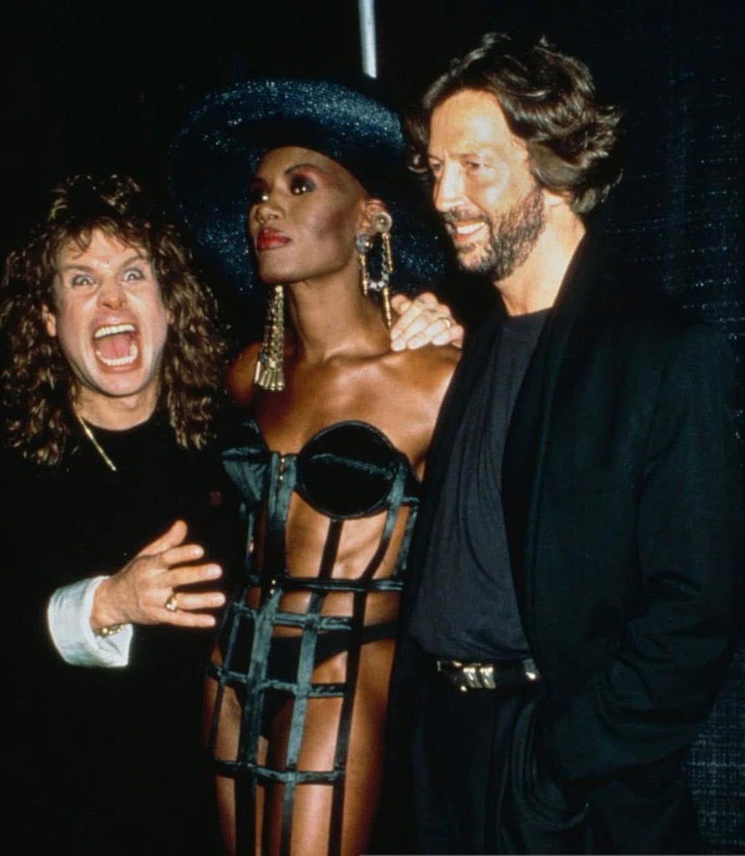 EricClapton's tweet image. A photo of Eric with @OzzyOsbourne and @gracejones at the International Rock Awards in London, taken June in 1989.
📸: Vinnie Zuffante