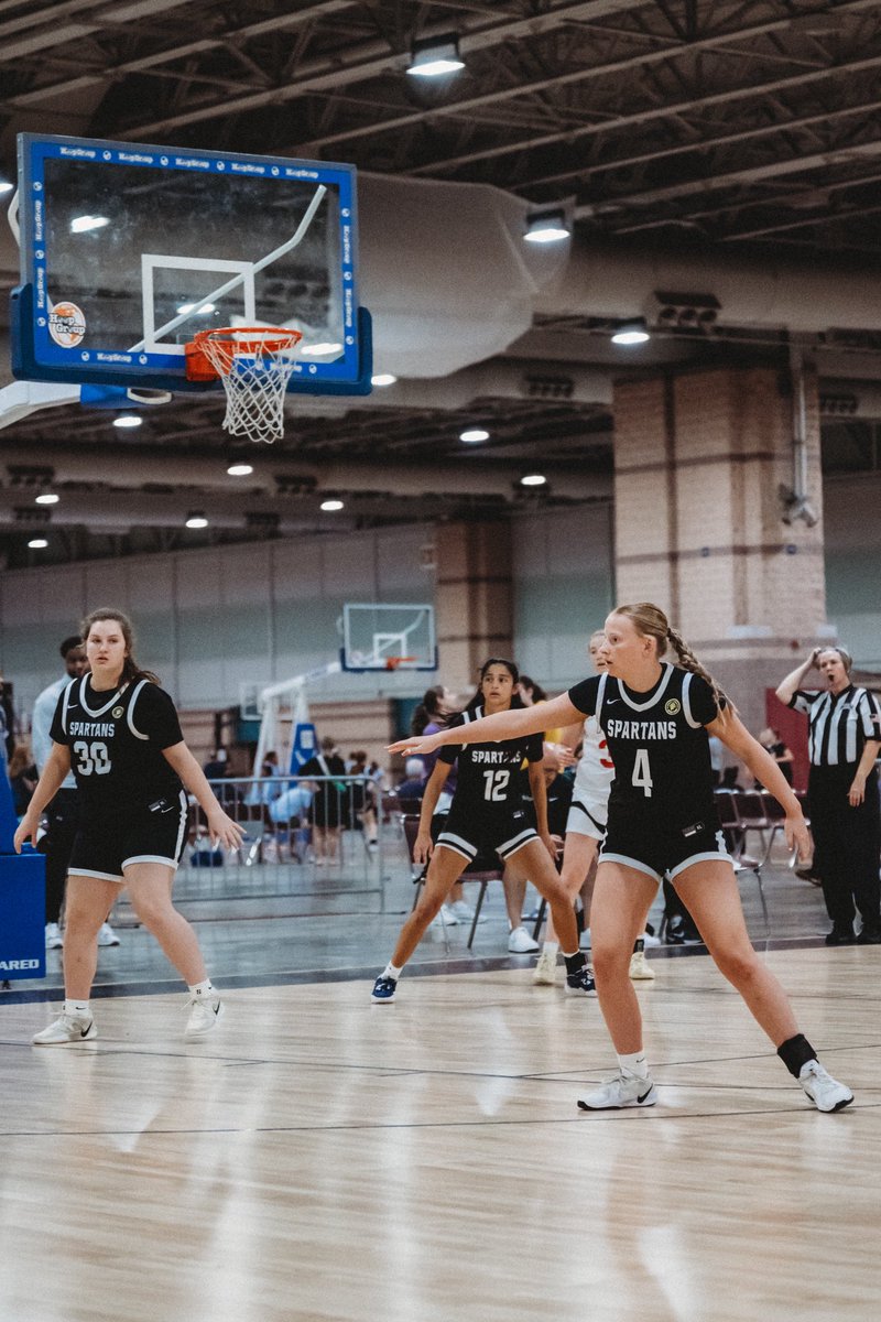 The best team 💛🖤 thank you AAU basketball for all the memories!! <a href="/D1SASpartans/">D1 Sports&Athletics</a>