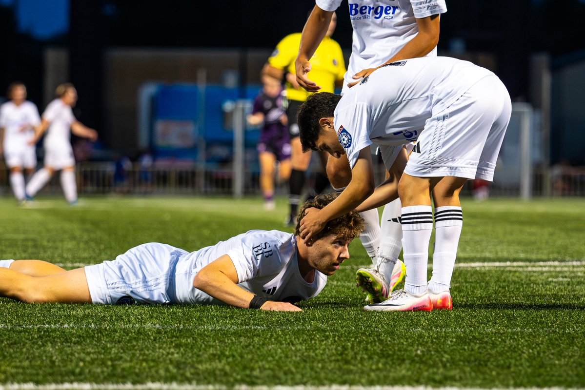 NPSLSoccer's tweet image. Shots from the #NPSL Midwest Region Final between @MIRangersFC and @FlowerCityUnion!
Photo credit: Owen Ferrell/NPSL.com