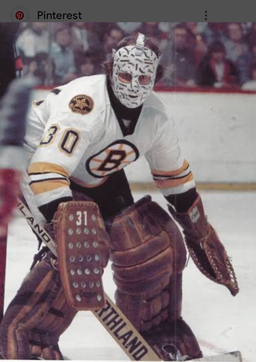steves_simpson's tweet image. As u guys know my brother passed away earlier this year & his fav hockey 🏒 team was the BRUINS , so my sister gave me his H.O.F. autographed GERRY CHEEVERS JERSEY (absolute love it) will wear it in his honour to the JETS vs BRUINS game this season MISS YA BRO 😎👊🏻🇨🇦👊🏻…