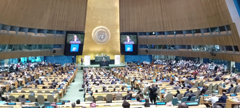 EESC_President's tweet image. Powerful opening by SG @antonioguterres at #HLPF2025, calling for renewed and stronger engagement on the #SDGs. Over 2 billion people are left behind, excluded from decent work.
I fully agree – #SDG8 on decent work and inclusive growth must be a top priority.