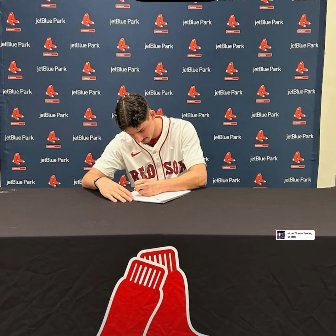 d3ppodcast's tweet image. DIII standout and 16th Round Draft Pick Jason Gilman from @KeanBaseball has signed his offer from the Red Sox, and will be headed straight to pro ball—bypassing a potential 5th year of NCAA baseball at Ole Miss.