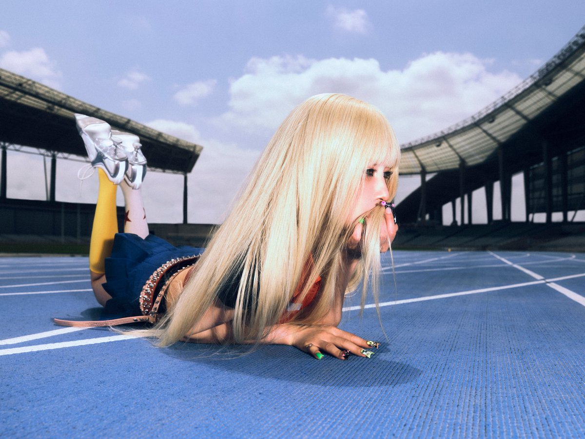 BoA_Official's tweet image. BoA 보아 'Crazier' Teaser Images

BoA 보아 The 11th Album 〖Crazier〗 
➫ 2025.08.04 6PM KST
 
💿 BoA.lnk.to/Crazier

#BoA #보아
#Crazier #BoACrazier