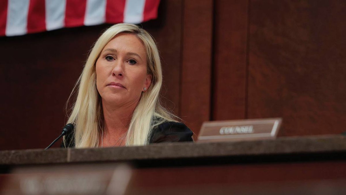 swangentr's tweet image. Q: How do you become a profitable trader?
A: Make your way into the Congress.
At least that’s the path Marjorie Taylor Greene took.
The median salary for her age bracket was $65,247 in 2023. She beats that figure by a mile, with a $174,000 congressional salary. But, her…