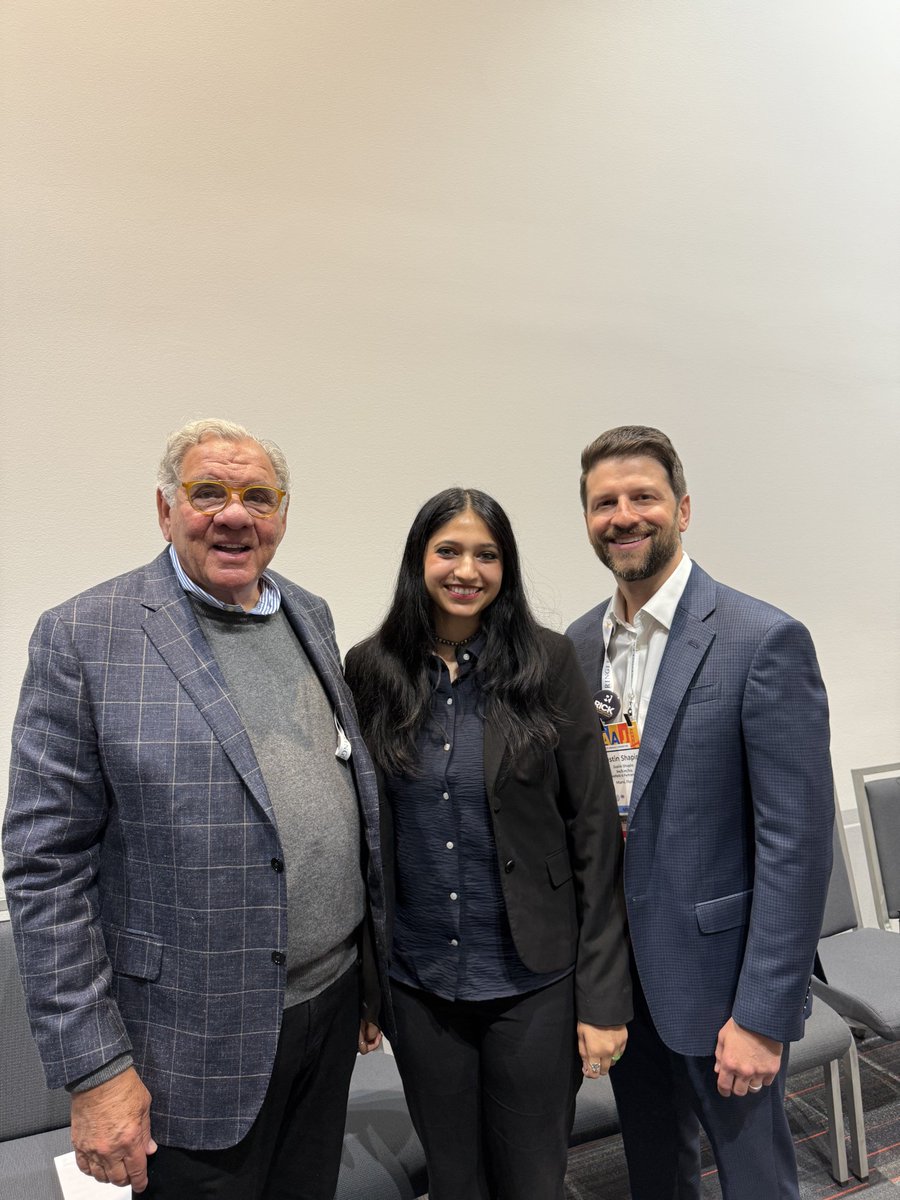leesfield's tweet image. Inspiring weekend at the AAJ Annual Convention in CA! Ira & Cynthia Leesfield, Evan & Annie Robinson met Rep. Eric Swalwell. Ira & Partner Justin B. Shapiro proudly awarded the 37th Leesfield/AAJ Scholarship to Jeena Patel (Cornell Law). Congrats to Jeena & all future leaders!