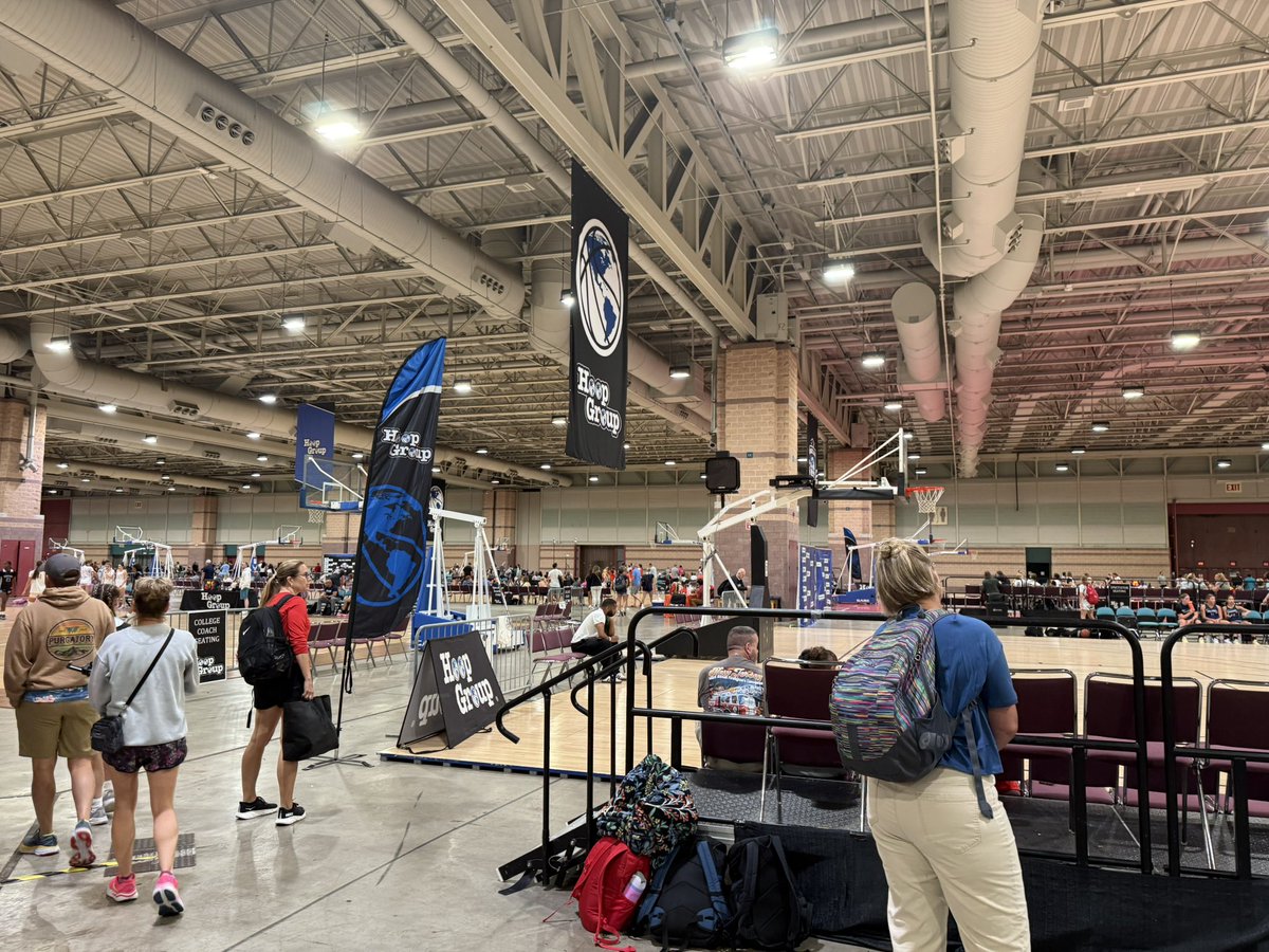 Ben_Magnotta's tweet image. 📍 (for the past 4 days) Atlantic City, N.J.
Hoop Group Summer Finale
✍️ for CoBL @hooplove215… our Thursday & Friday Boys Standouts + HMs are posted here: cityofbasketballlove.com/news_article/s…
Check back later today for my full Standouts + HMs rundown ⏳ Saturday & Sundays will be live…
