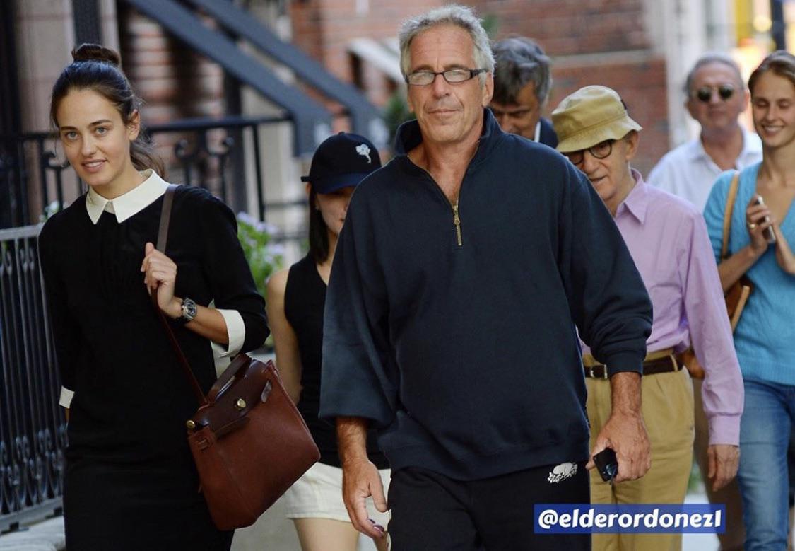 craigunger's tweet image. From Russia(to Jeffrey), with Love
Not all of Epstein's girls were underage sex slaves. Check out Lana Pozhidaeva(left) who, allegedly, may have used Epstein's contacts to infiltrate Silicon Valley.
open.substack.com/pub/craigunger…