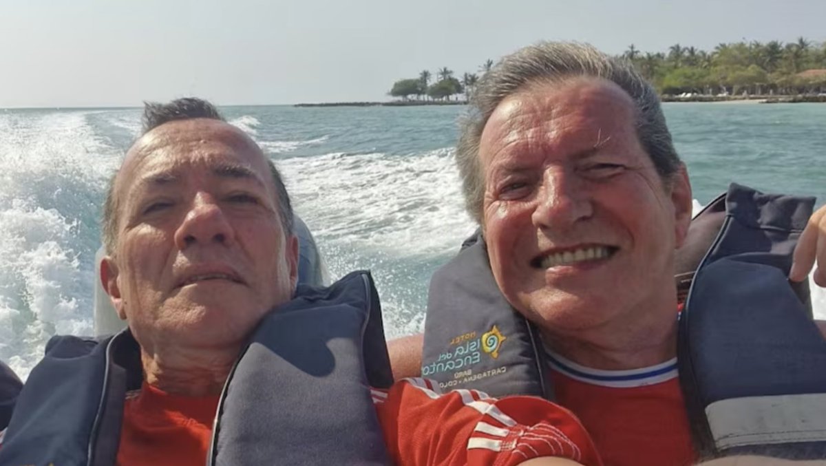 itvwestcountry's tweet image. A man has been found guilty of murdering two men and dumping their remains in suitcases near Clifton Suspension Bridge.
Yostin Andres Mosquera, 35, killed civil partners Albert Alfonso, 62, and Paul Longworth, 71, on 8 July last year in their flat in Scotts Road, Shepherd’s…