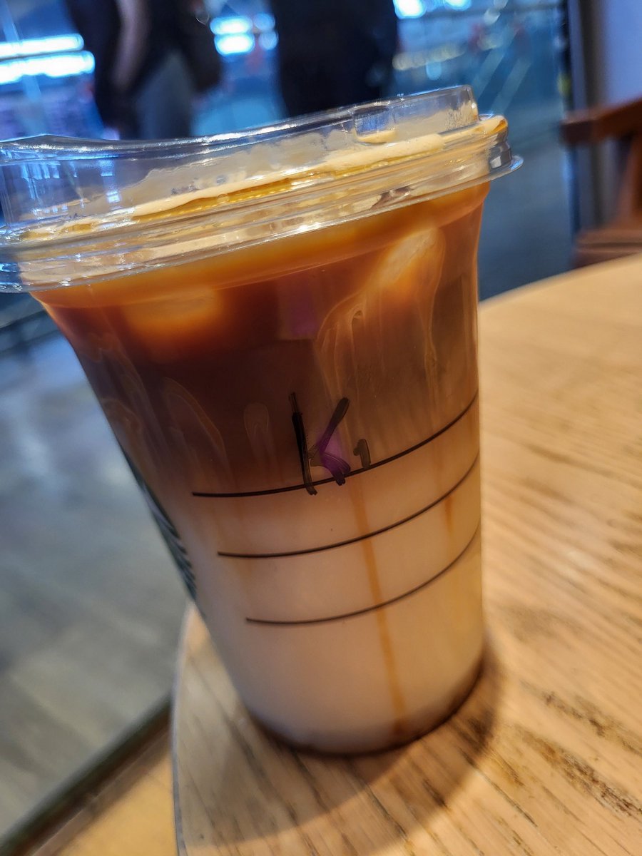 CurtisJobling's tweet image. We call this "A Big Bag of Can't Be Arsed"
I preferred it when they wrote Clitoris on my cup. At least they were trying... 👀