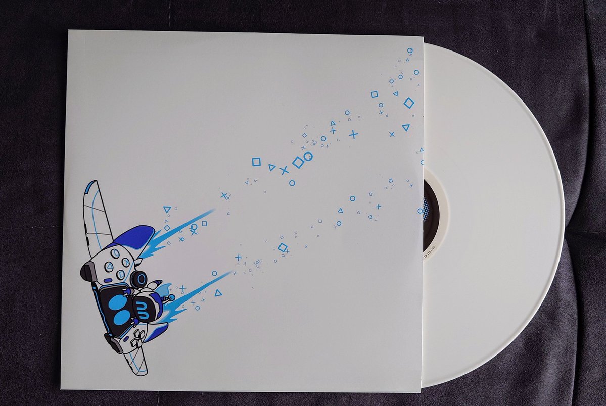 WandererHour's tweet image. Astro got the vinyl edition its excellent soundtrack deserves with beautiful packaging art by @spacecoyotl 🎵
#AstroBot