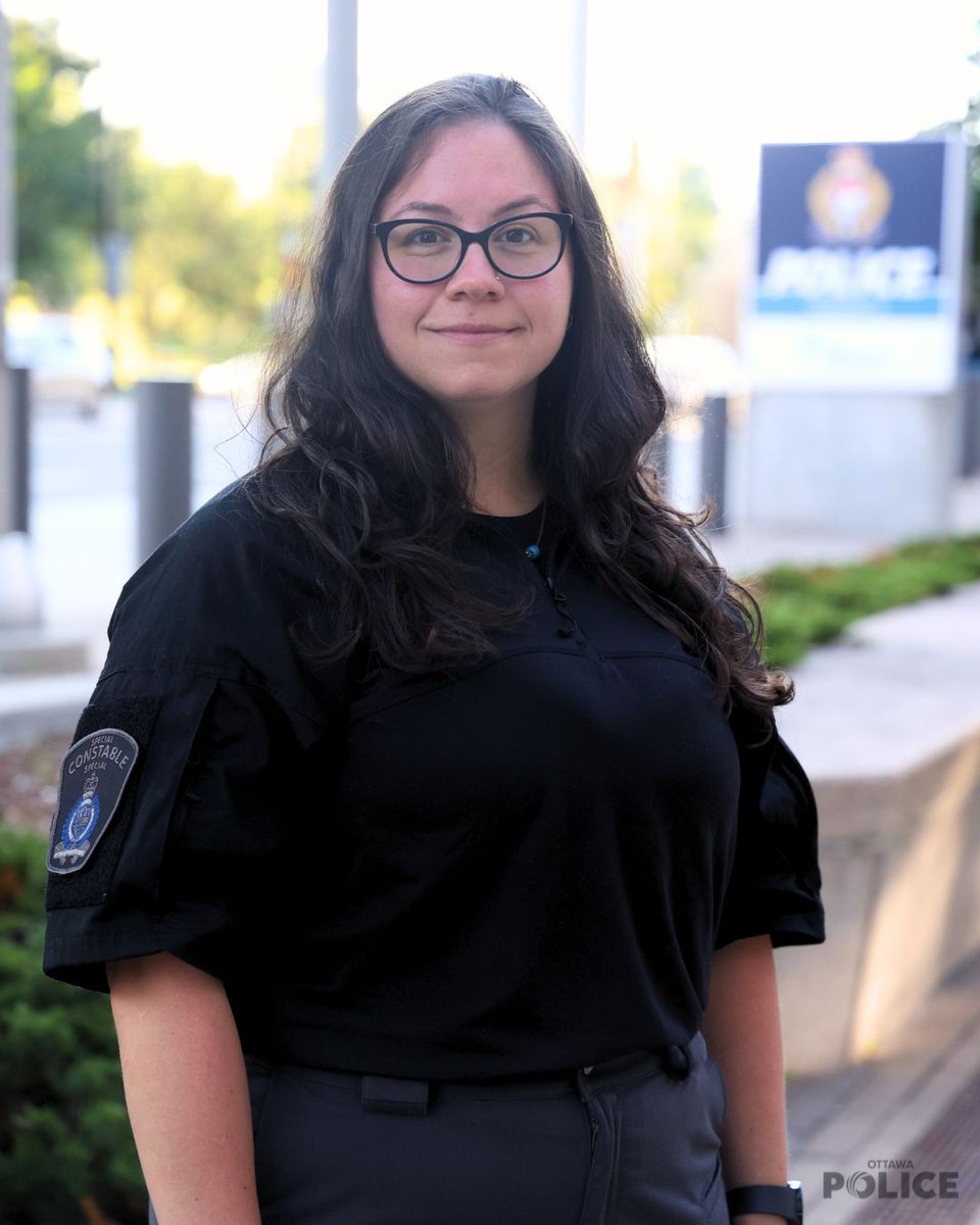 OttawaPolice's tweet image. Rosa Cazares-Caucci has always been drawn to two worlds—science and policing. 🚔🔬🚨🧬
Now, after more than eight years answering emergency calls as a 911 dispatcher, she’s stepping into the role of Special Constable in the Forensic Identification Unit, that finally brings those…