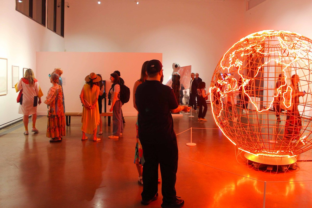 AttenboroughAC's tweet image. Attenborough Arts Centre launches new exhibition ‘We Grown-Ups Can Also Be Afraid’. The event drew in over 150 visitors to explore the works of prolific artists from across the globe.

Read more the launch and exhibition:
📰 buff.ly/HLaS7FS