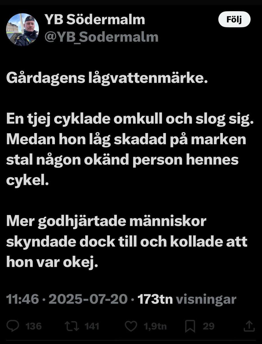 frogurkan's tweet image. Har du provat sätta upp klistermärken?