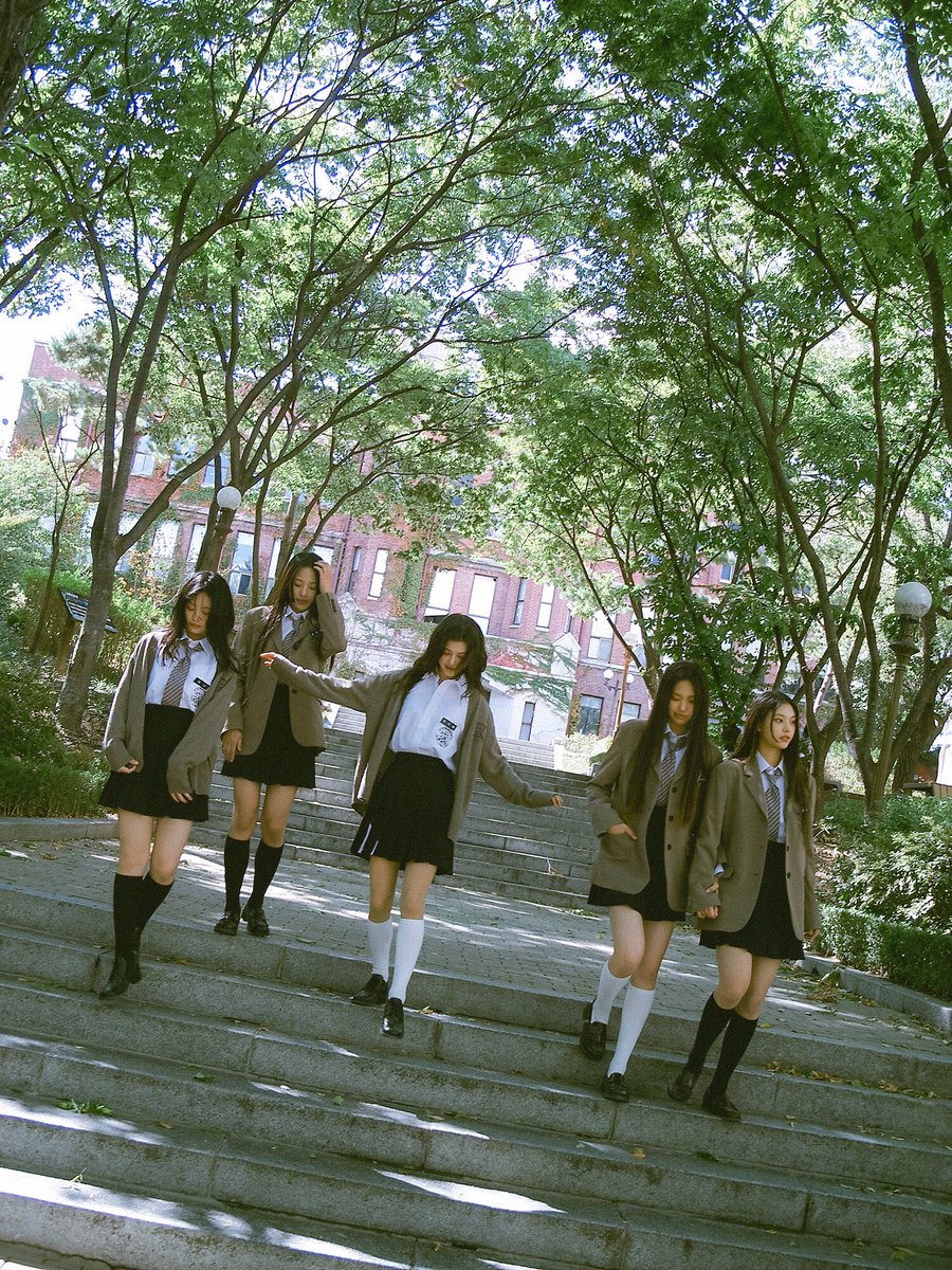 NJchartsJP's tweet image. NewJeansが3年前の今日、7月22日にデビューしました！

#뉴진스와_걷는_세번째_여름 #NewJeans_3rd_Anniversary 
#Happy3rdNewJeansDay