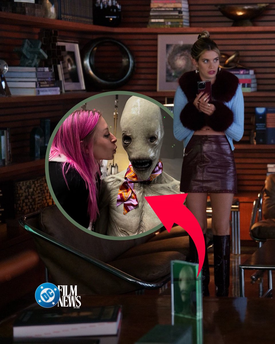 DCFilmNews's tweet image. Lex Luthor proudly displaying a framed photo of Mr. Handsome on his desk is one of the funniest details in ‘SUPERMAN’.