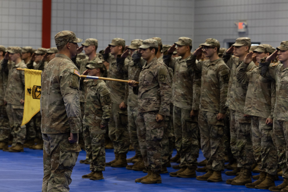 ArmyROTC's tweet image. Cadets assigned to 4th Regiment #AdvancedCamp are marching 4-ward to success as they graduate! #CST2025
馃摳: Norah Hamil, The Ohio State University & Aly Adler, Murray State University, CST Public Affairs Office
Check out the link in our bio for more!
