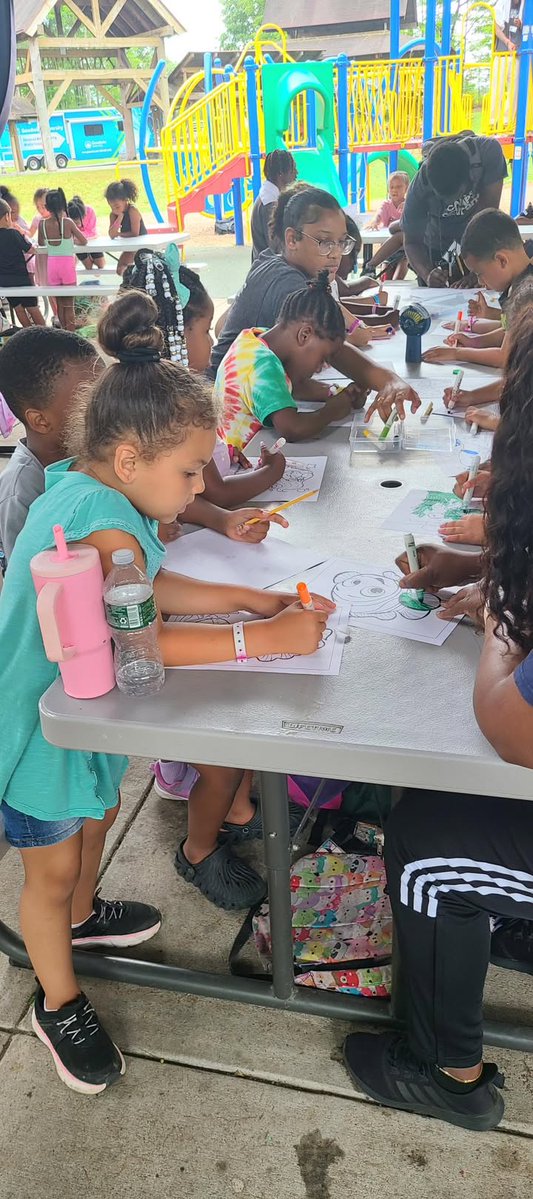 summerlearning's tweet image. We visited Camp Courant, the nation’s oldest free summer day camp! Hartford youth have been learning & growing here for 130+ years!
#50in50 #SummerMatters #KeepKidsLearning
