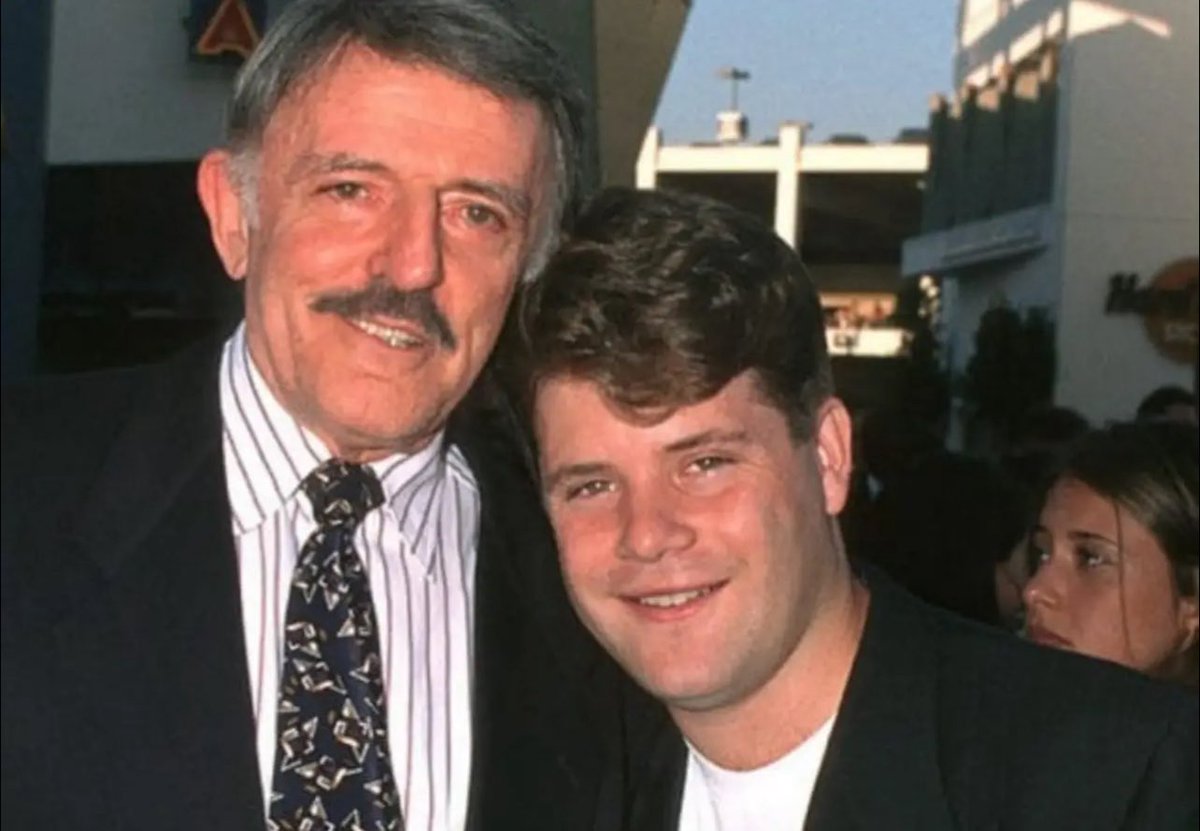 mrbrianrowe's tweet image. So wild that John Astin and Sean Astin have Oscar nominations but not for acting. They got in for Best Live Action Short, John in the ‘60s, Sean in the ‘90s. Like father, like son!